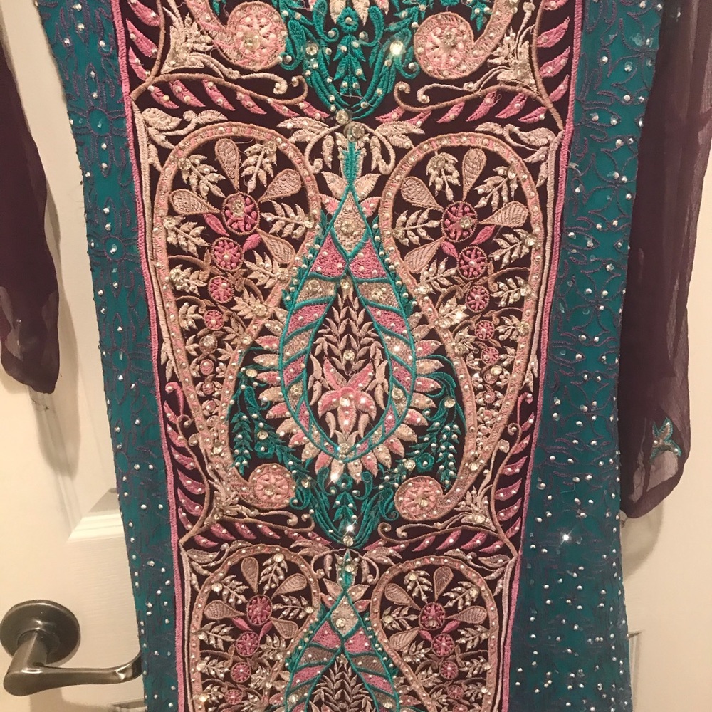 Heavy stone n embroidered Kameez n dupatta M - Picture 3 of 8